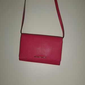 Vintage hot pink crossover Michael Korn bag